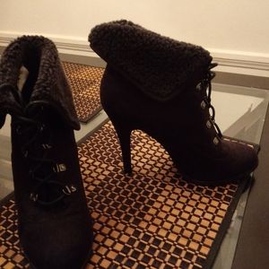Kim, Khloe & Kourtney Kardashian personalized boot